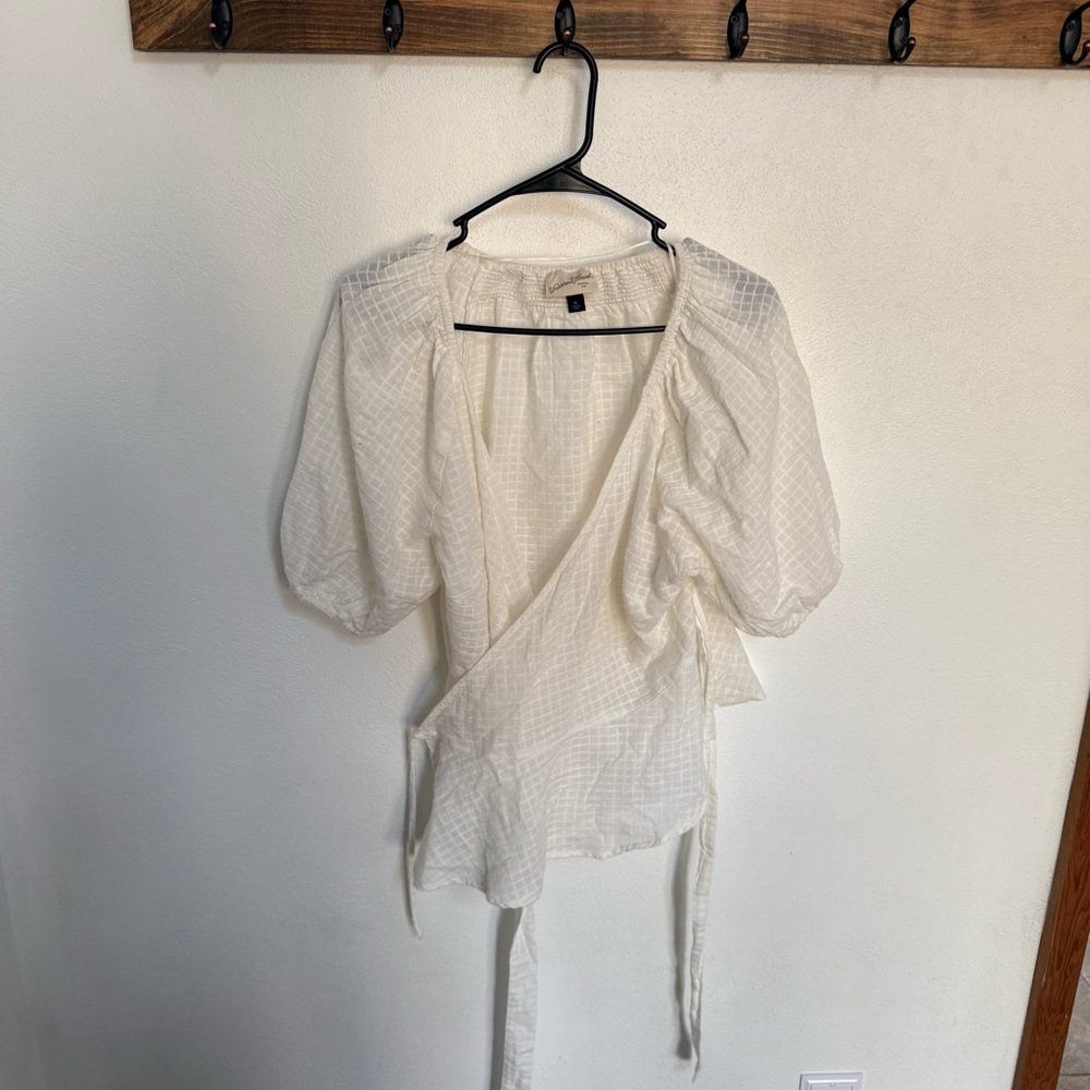 Universal Thread Cream Wrap Blouse